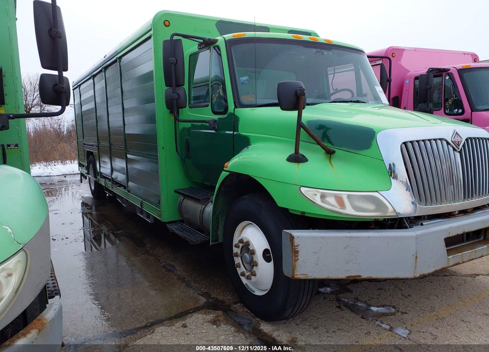2004 INTERNATIONAL 4000 4300 VIN: 1HTMMAAN94H669643