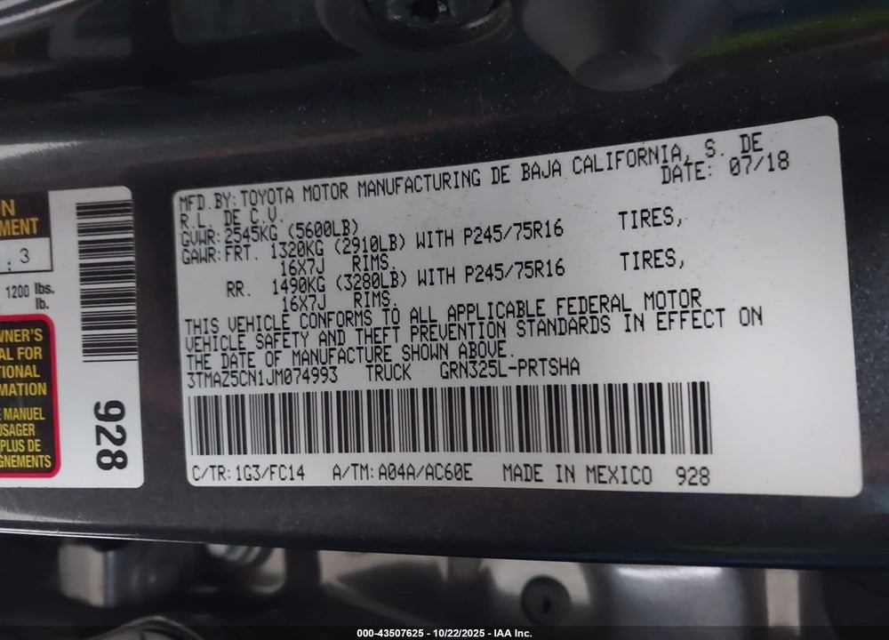 2018 TOYOTA TACOMA SR5 V6 VIN: 3TMAZ5CN1JM074993