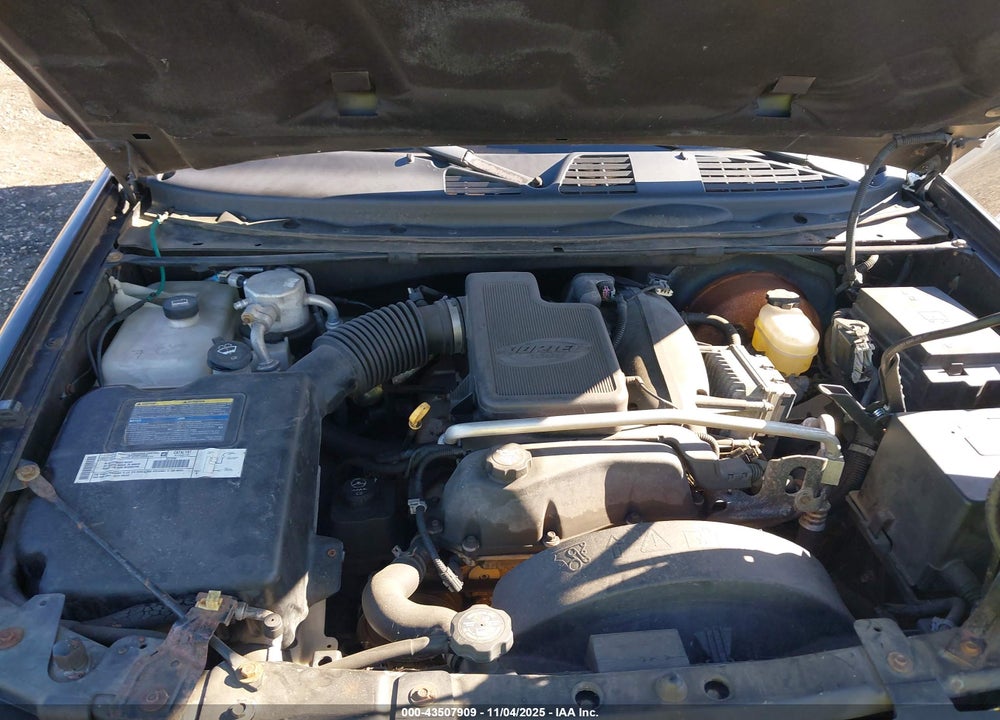 2003 GMC ENVOY XL SLE VIN: 1GKET16SX36183957
