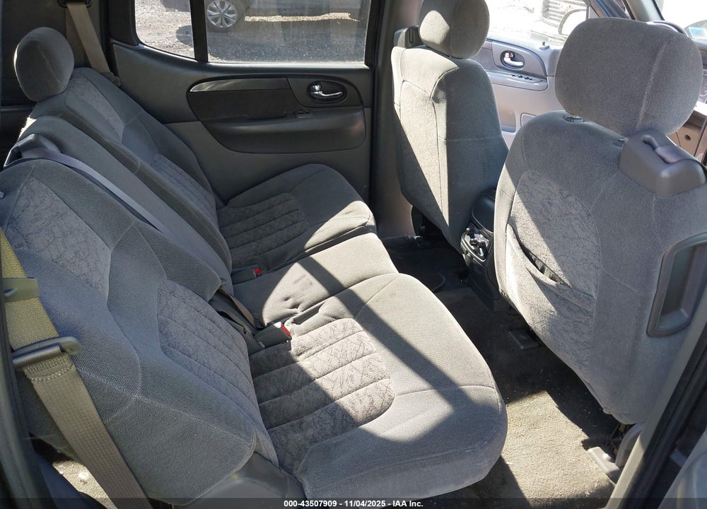 2003 GMC ENVOY XL SLE VIN: 1GKET16SX36183957