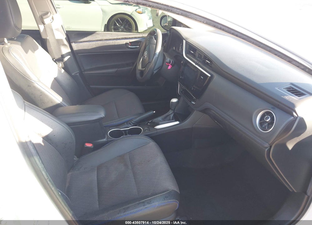2017 TOYOTA COROLLA SE VIN: 2T1BURHE2HC905343