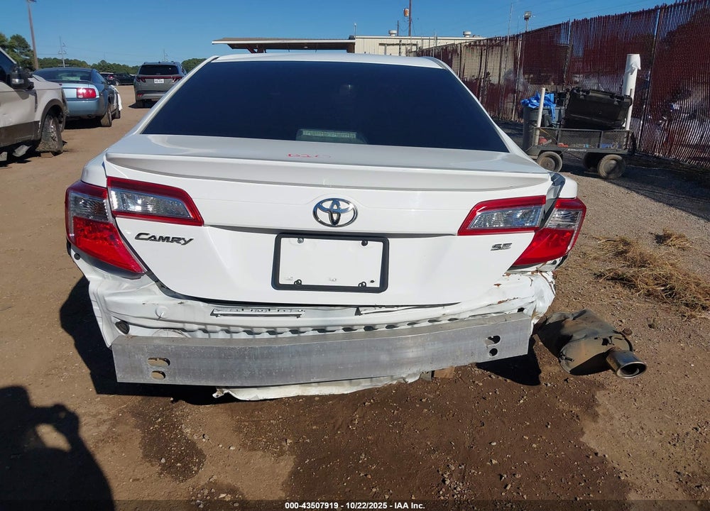 2014 TOYOTA CAMRY SE VIN: 4T1BF1FK0EU760236