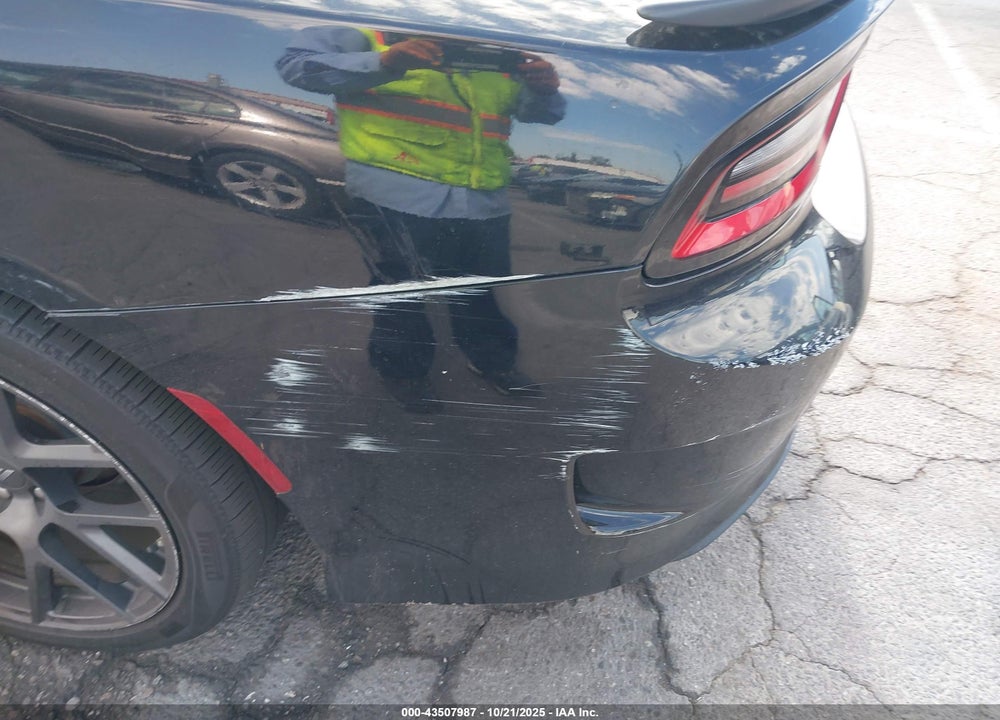 2017 DODGE CHARGER VIN: 2C3CDXGJ0HH575817