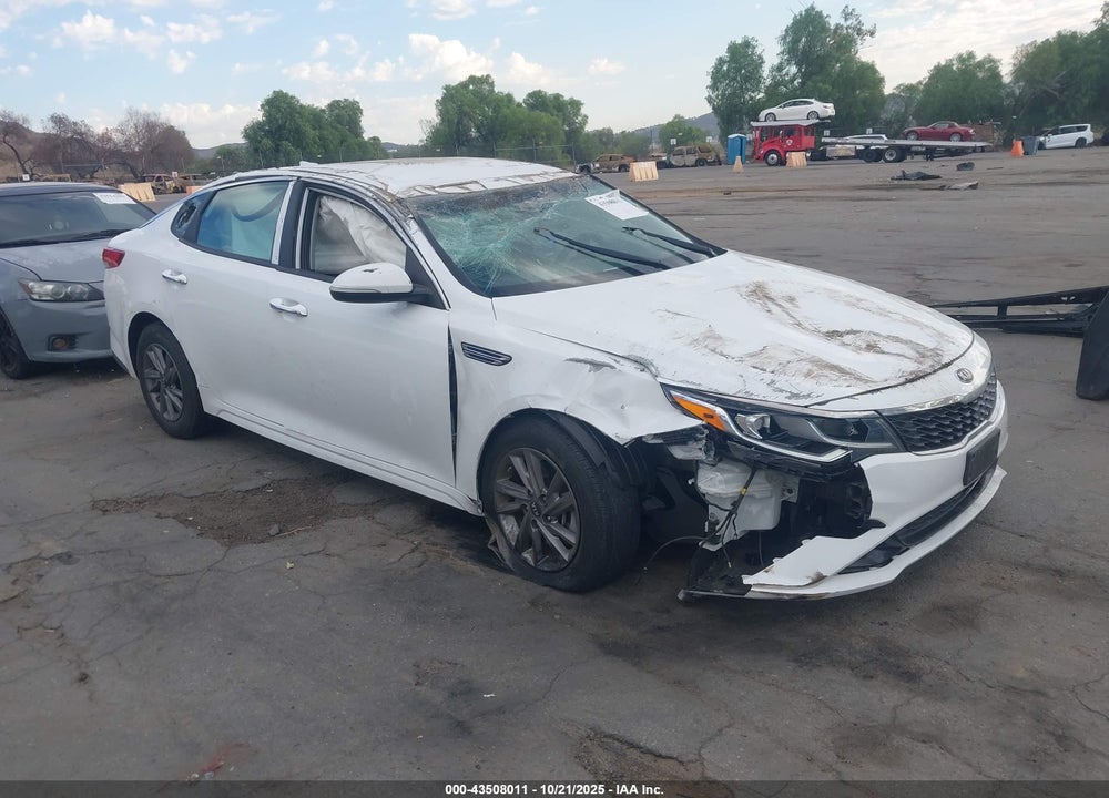 2020 KIA OPTIMA VIN: 5XXGT4L30LG414482