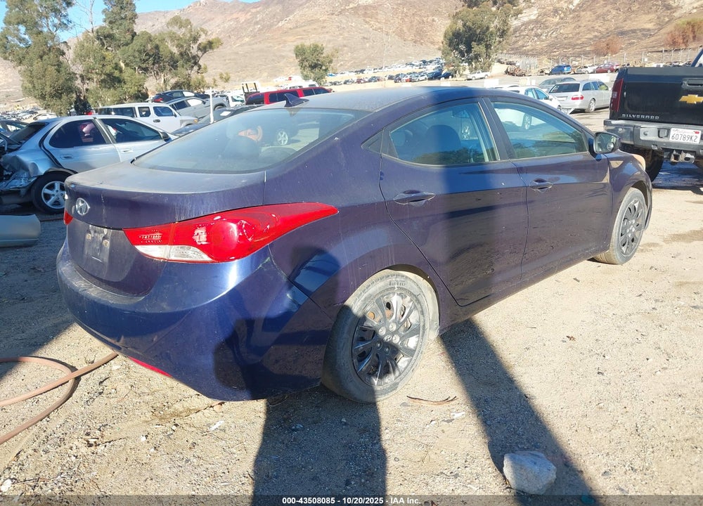 2011 HYUNDAI ELANTRA VIN: 5NPDH4AE5BH011996