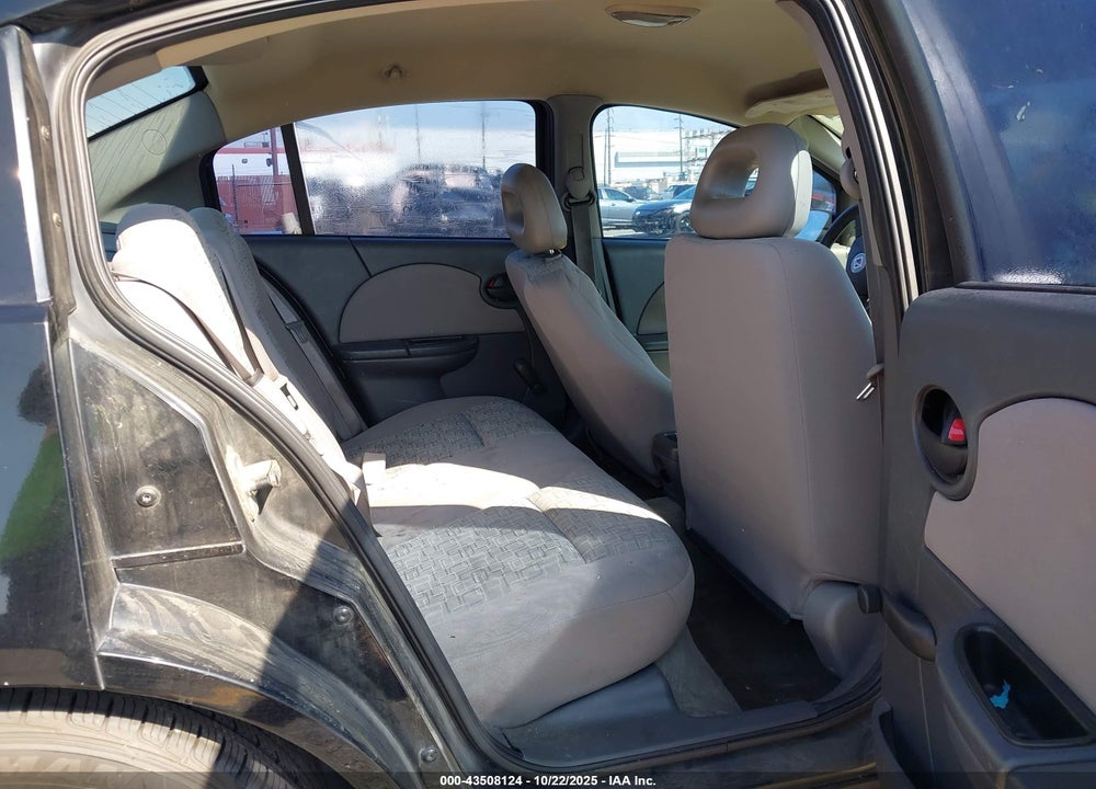 2005 SATURN ION 1 VIN: 1G8AG52FX5Z160284