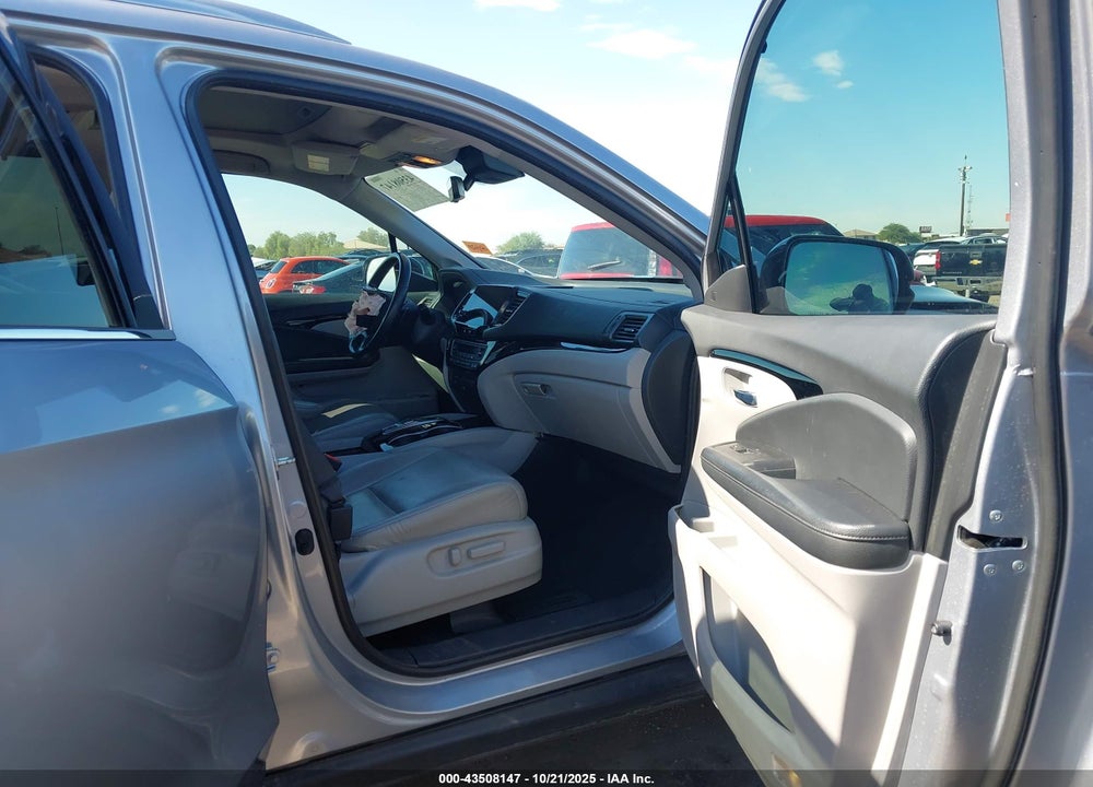 2020 HONDA PILOT VIN: 5FNYF6H98LB001989