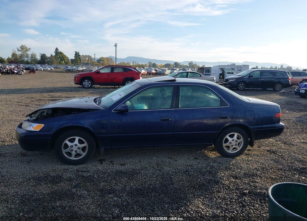 1997 TOYOTA CAMRY XLE VIN: 4T1BG22K0VU148949