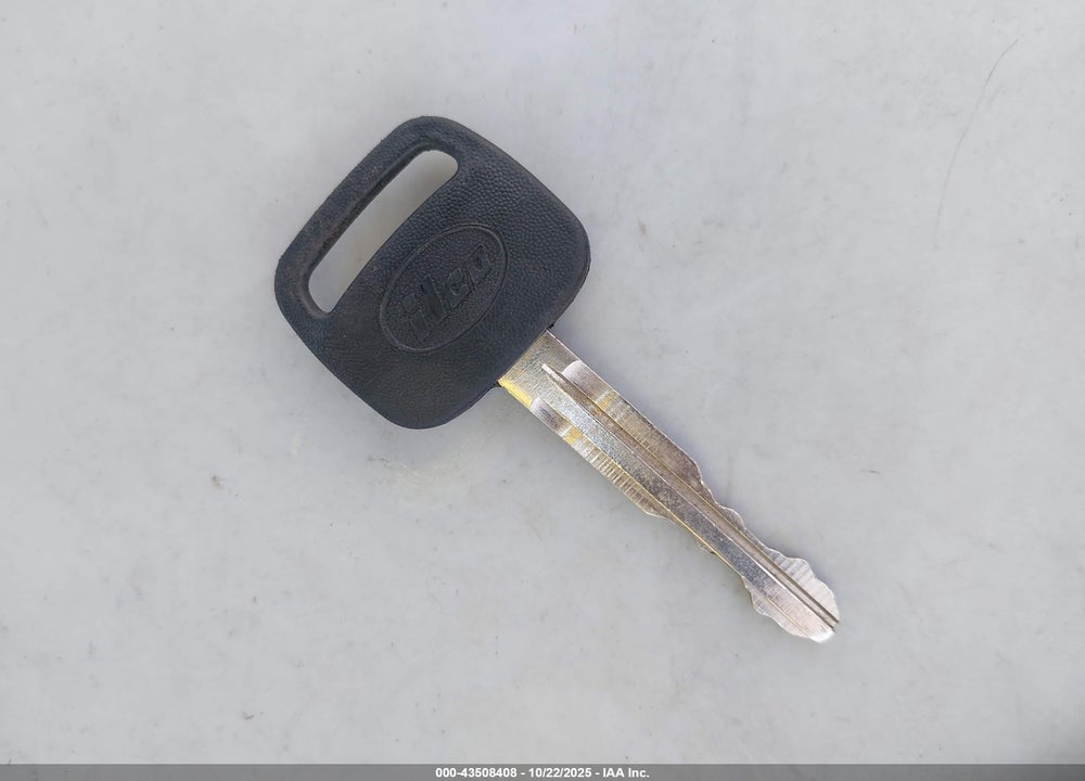 1997 TOYOTA CAMRY XLE VIN: 4T1BG22K0VU148949