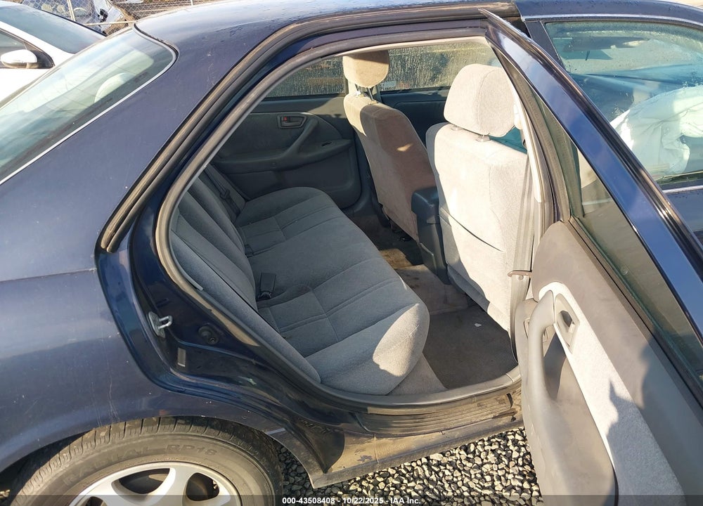 1997 TOYOTA CAMRY XLE VIN: 4T1BG22K0VU148949