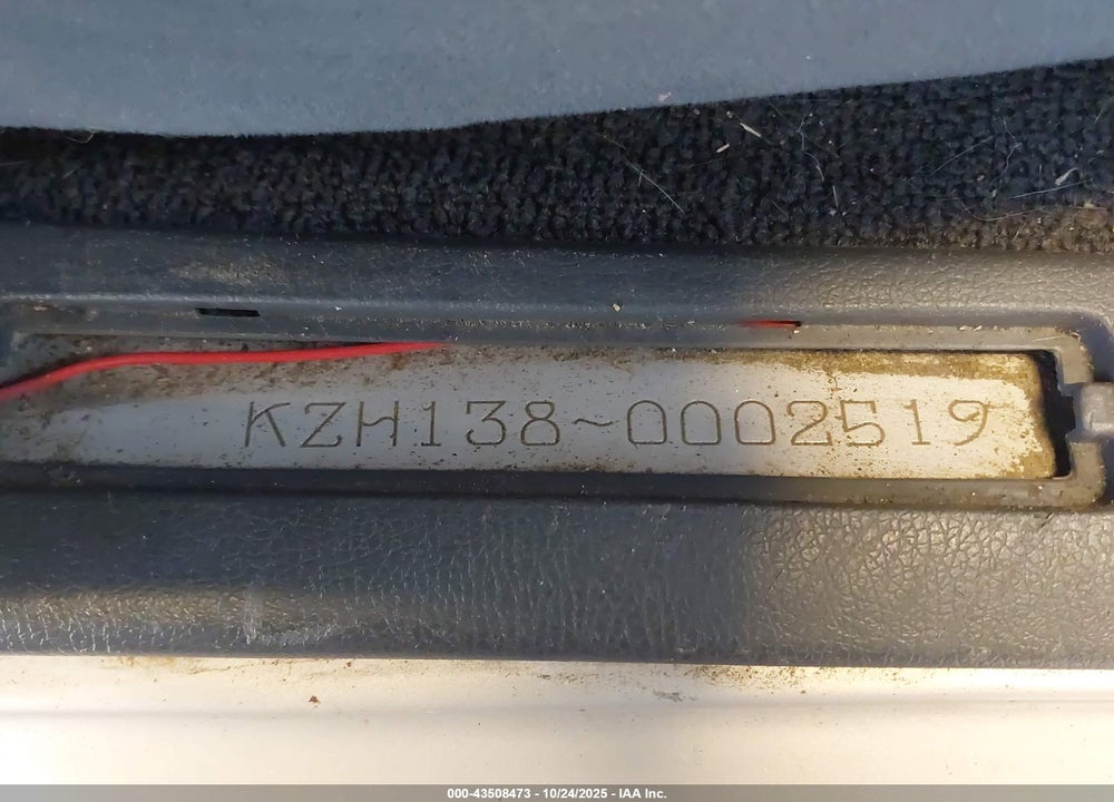 1997 TOYOTA PICKUP VIN: KZH1380002519