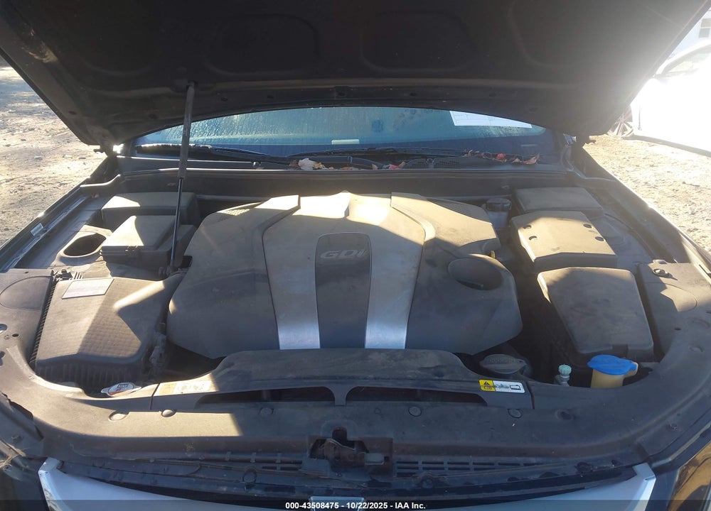 2012 HYUNDAI GENESIS 3.8 VIN: KMHGC4DD5CU185147