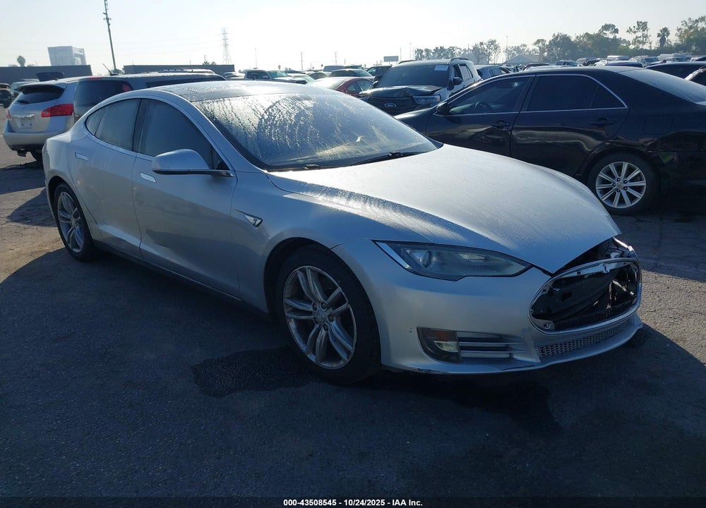 2014 TESLA MODEL S P85 VIN: 5YJSA1H12EFP41462