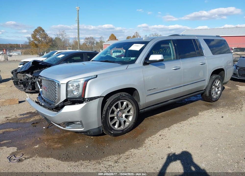 2015 GMC YUKON XL 1500 DENALI VIN: 1GKS2JKJ8FR644515