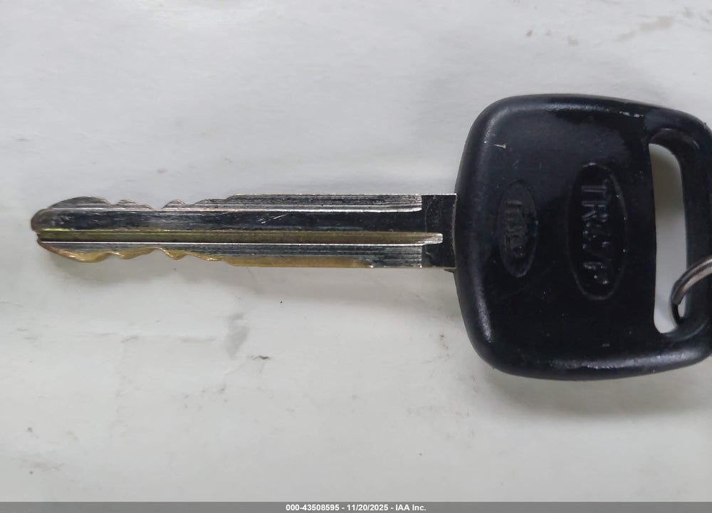 2008 SCION XB VIN: JTLKE50E481003450