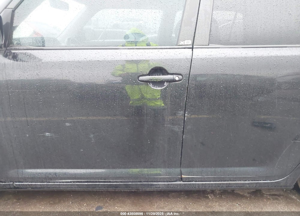 2008 SCION XB VIN: JTLKE50E481003450