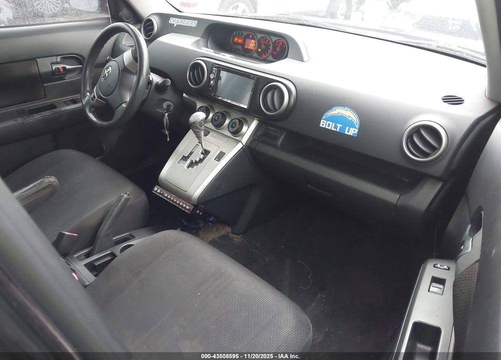 2008 SCION XB VIN: JTLKE50E481003450