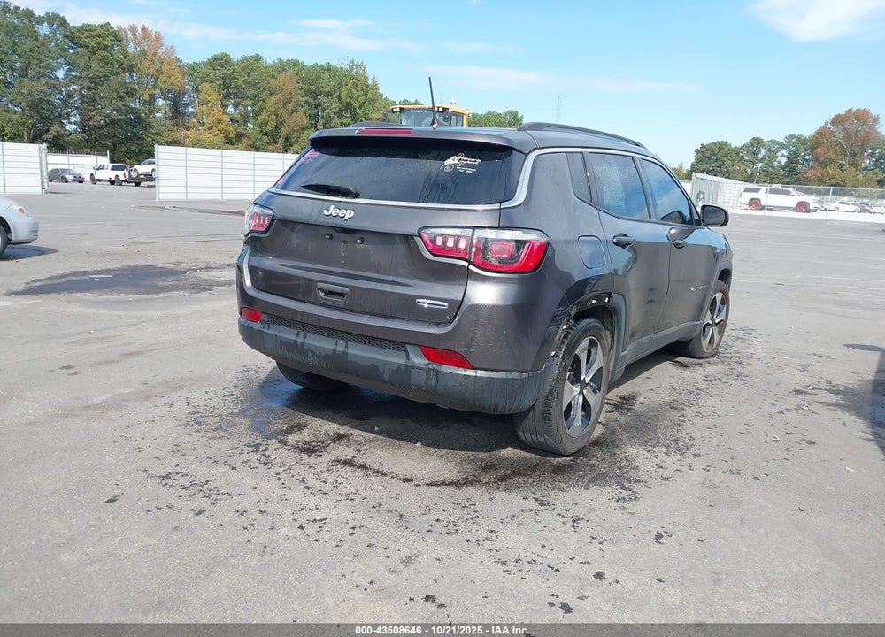 2017 JEEP COMPASS VIN: 3C4NJCBB5HT690961