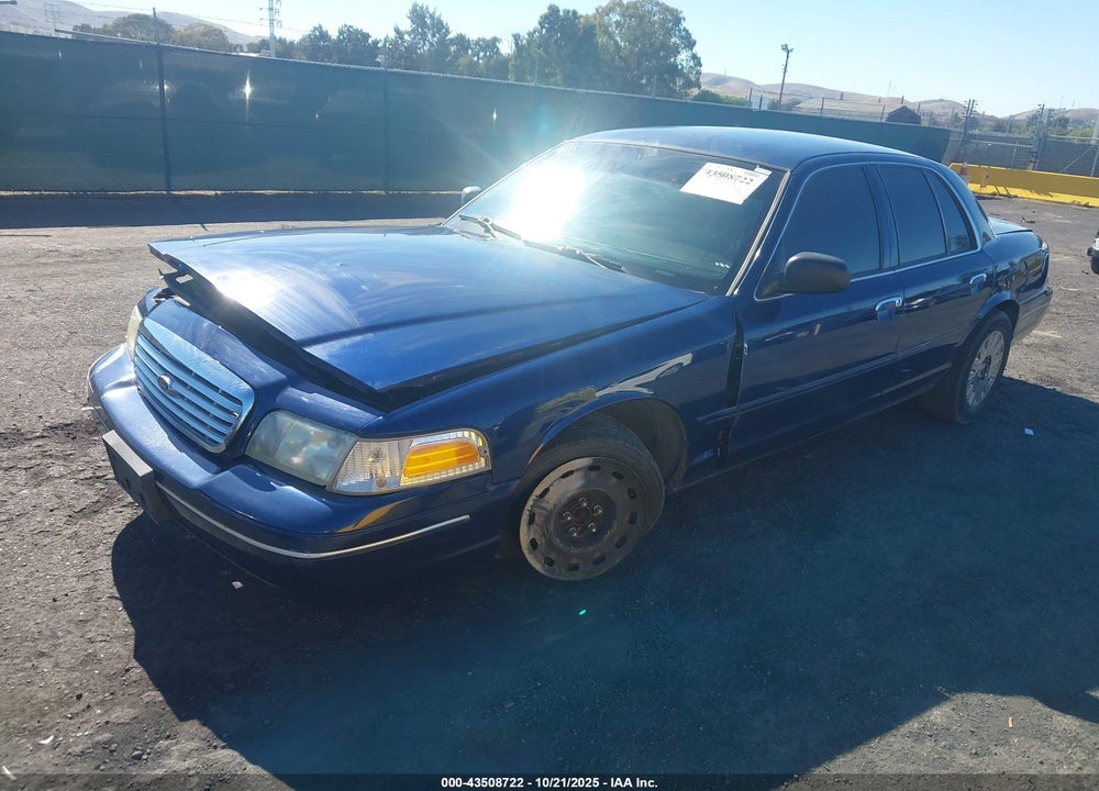 2004 FORD CROWN VICTORIA POLICE VIN: 2FAFP71W54X185452