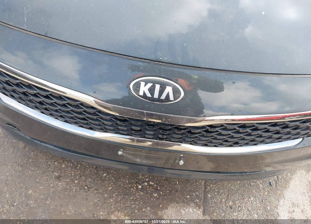 2016 KIA OPTIMA VIN: KNAGT4L39G5083733