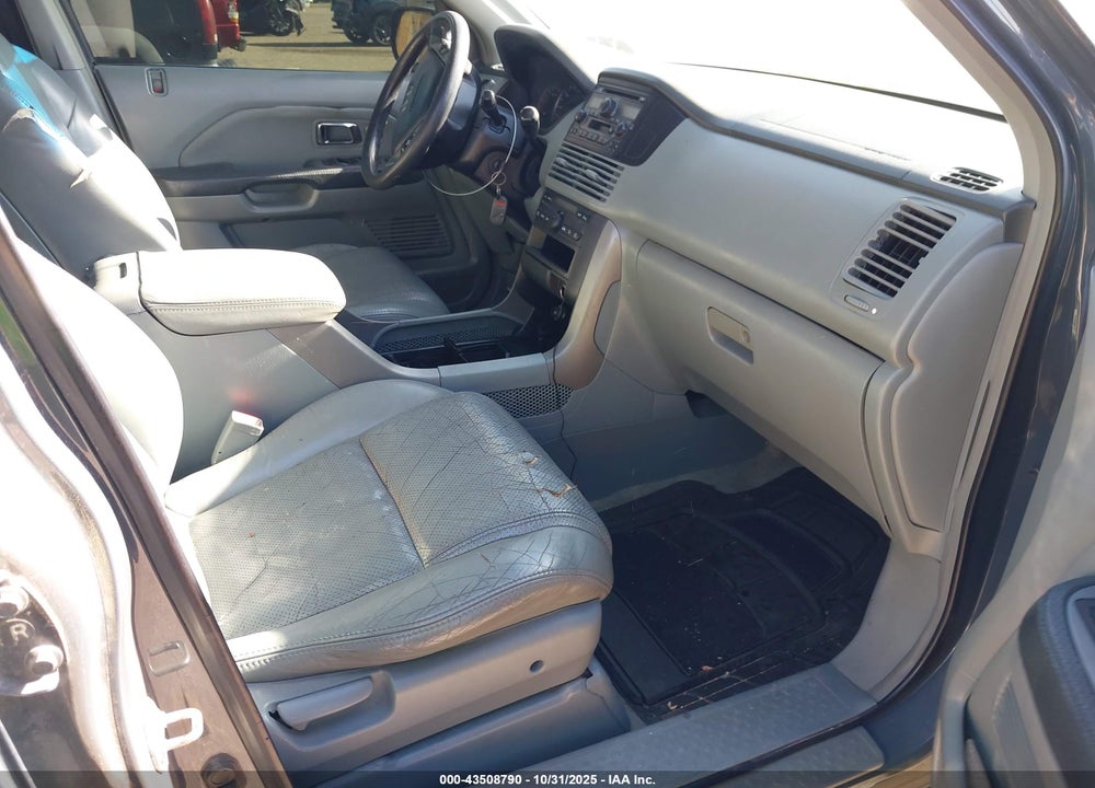 2003 HONDA PILOT EX-L VIN: 2HKYF18513H558714