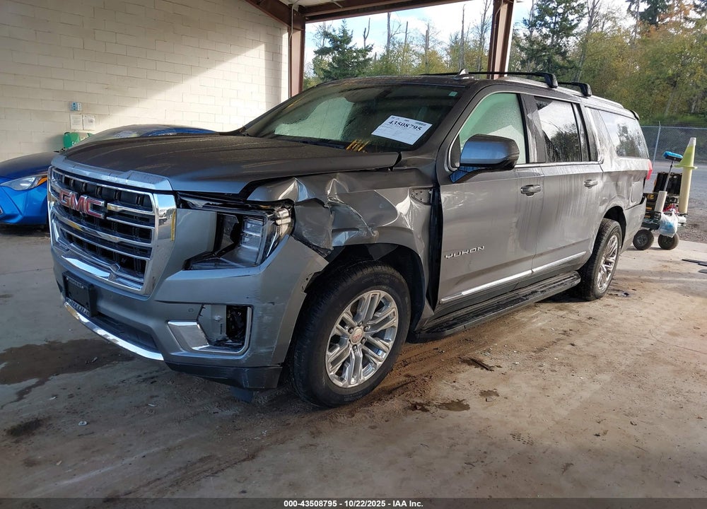 2022 GMC YUKON XL 4WD SLT VIN: 1GKS2GKD4NR132004