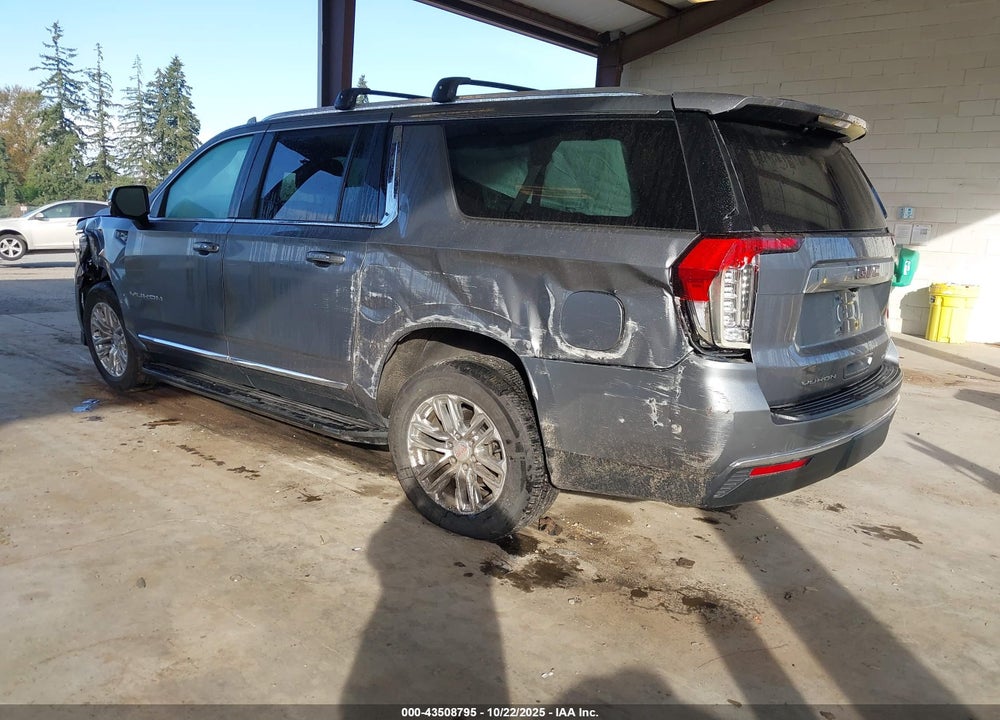 2022 GMC YUKON XL 4WD SLT VIN: 1GKS2GKD4NR132004
