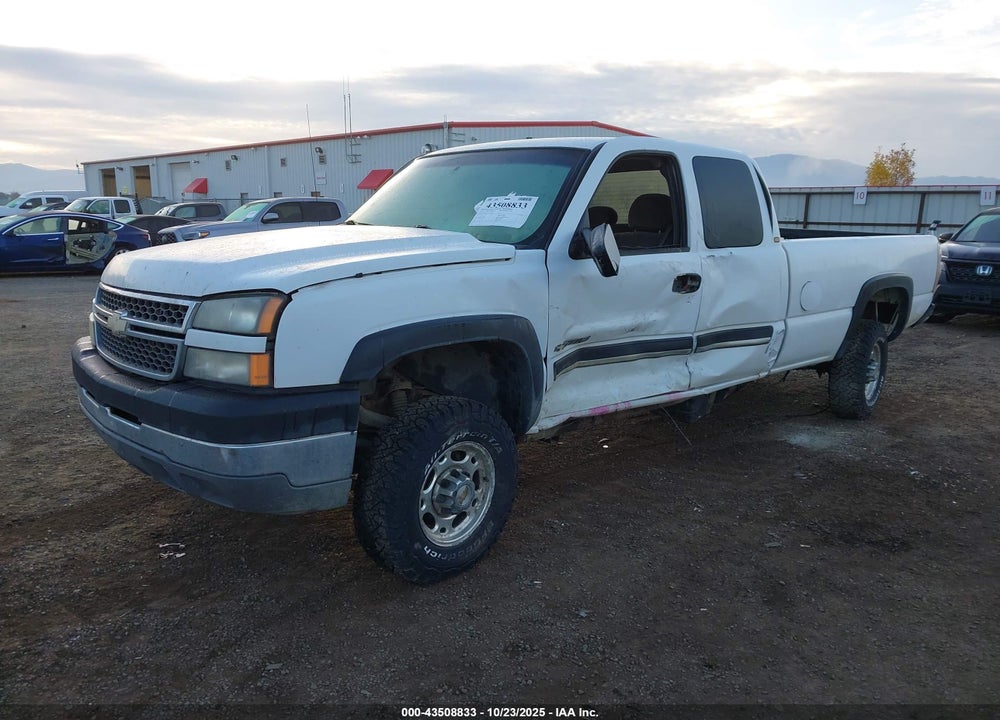 2005 CHEVROLET SILVERADO 2500HD VIN: 1GCHK29U55E103679