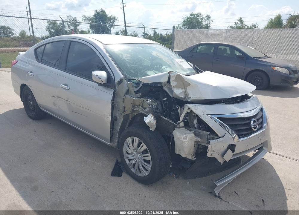 2015 NISSAN VERSA 1.6 SV VIN: 3N1CN7AP4FL952761
