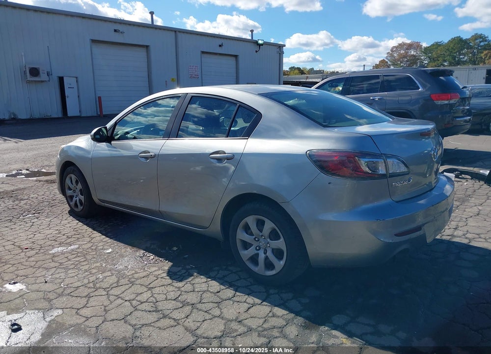 2013 MAZDA 3 I SPORT VIN: JM1BL1UP4D1774006