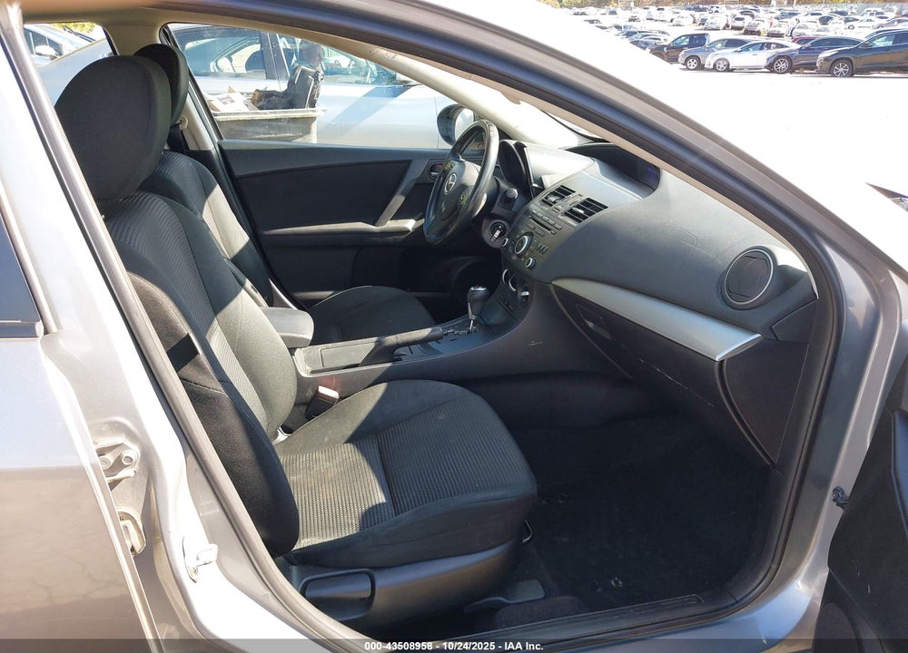 2013 MAZDA 3 I SPORT VIN: JM1BL1UP4D1774006