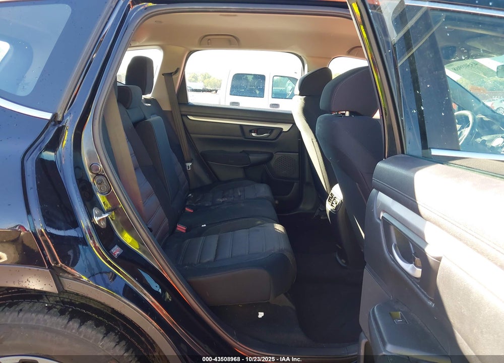 2019 HONDA CR-V LX VIN: 2HKRW6H34KH206449