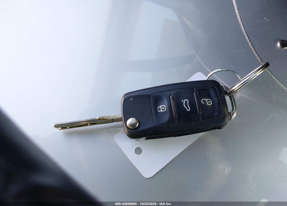 2012 VOLKSWAGEN JETTA 2.0L TDI VIN: 3VWLL7AJ8CM466035