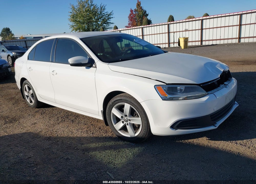 2012 VOLKSWAGEN JETTA 2.0L TDI VIN: 3VWLL7AJ8CM466035