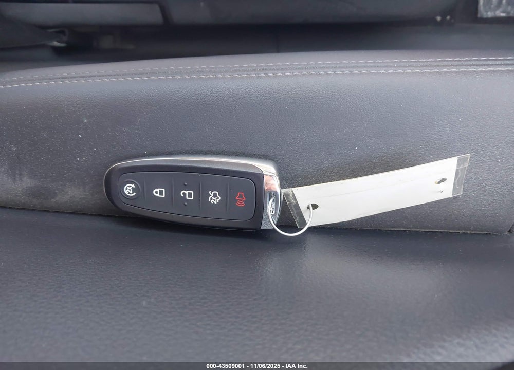 2015 FORD ESCAPE VIN: 1FMCU0J97FUB68178