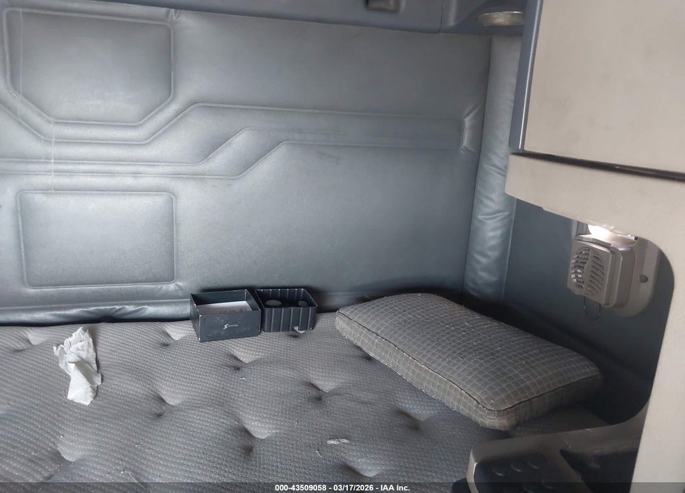 2016 FREIGHTLINER CASCADIA 125 VIN: 1FUJGLDR9GLGW7020