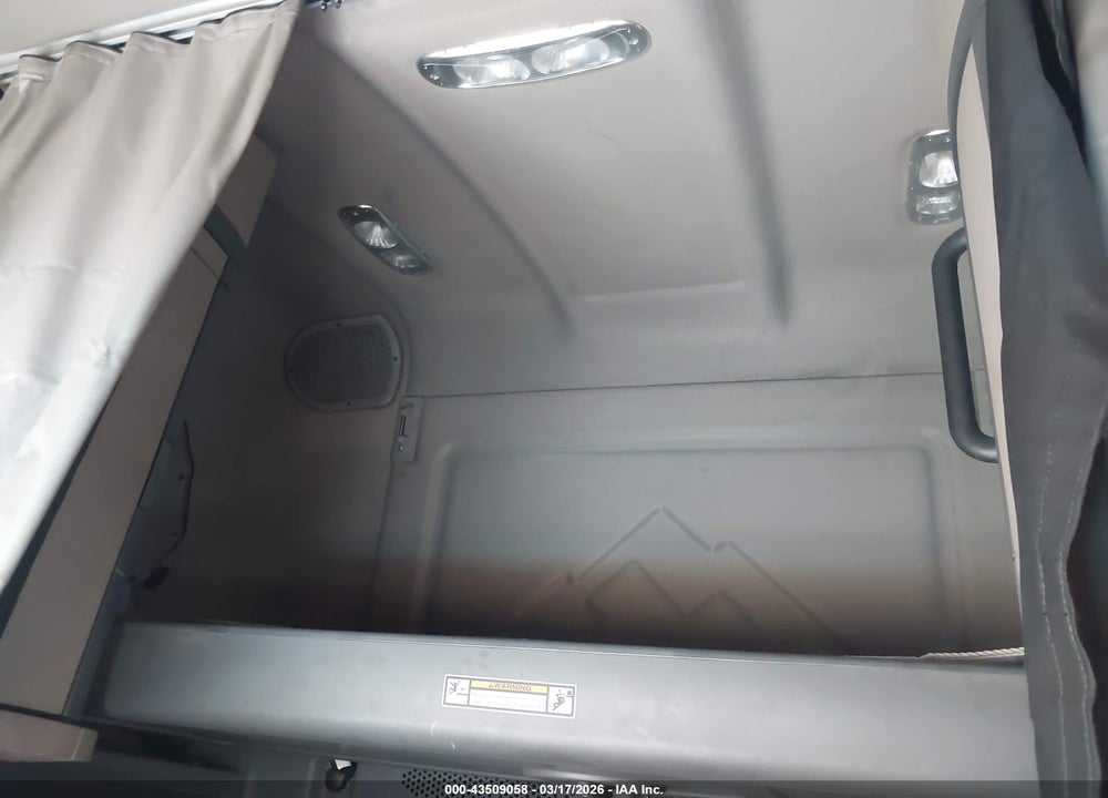 2016 FREIGHTLINER CASCADIA 125 VIN: 1FUJGLDR9GLGW7020