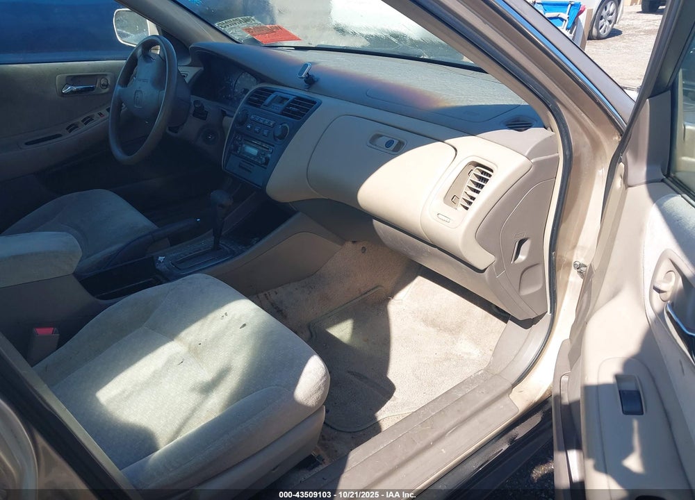 2001 HONDA ACCORD VIN: 1HGCG56401A007219