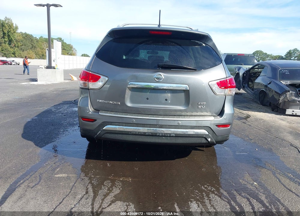 2015 NISSAN PATHFINDER SV VIN: 5N1AR2MM8FC693275