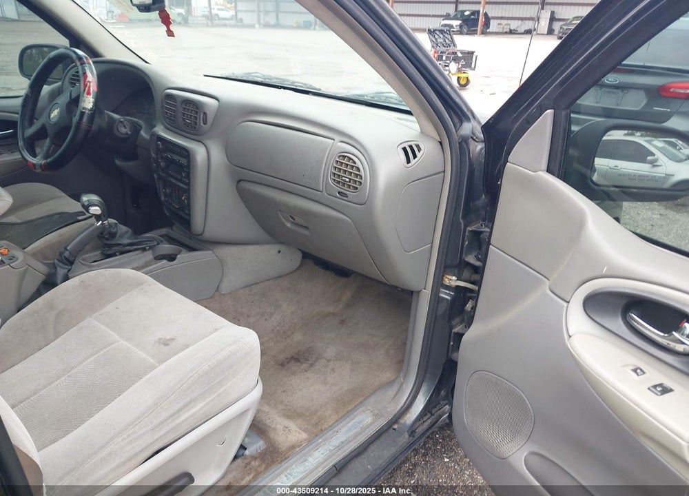 2006 CHEVROLET TRAILBLAZER LT VIN: 1GNDS13S162241620