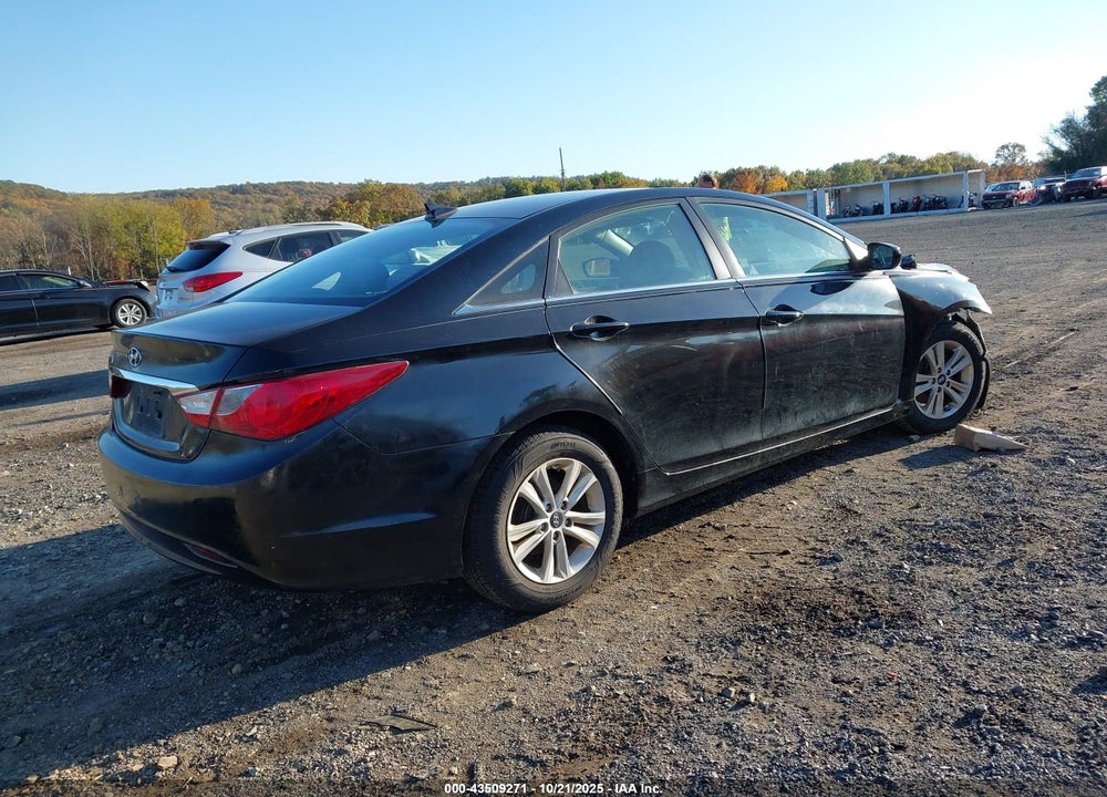 2012 HYUNDAI SONATA VIN: 5NPEB4AC1CH345366