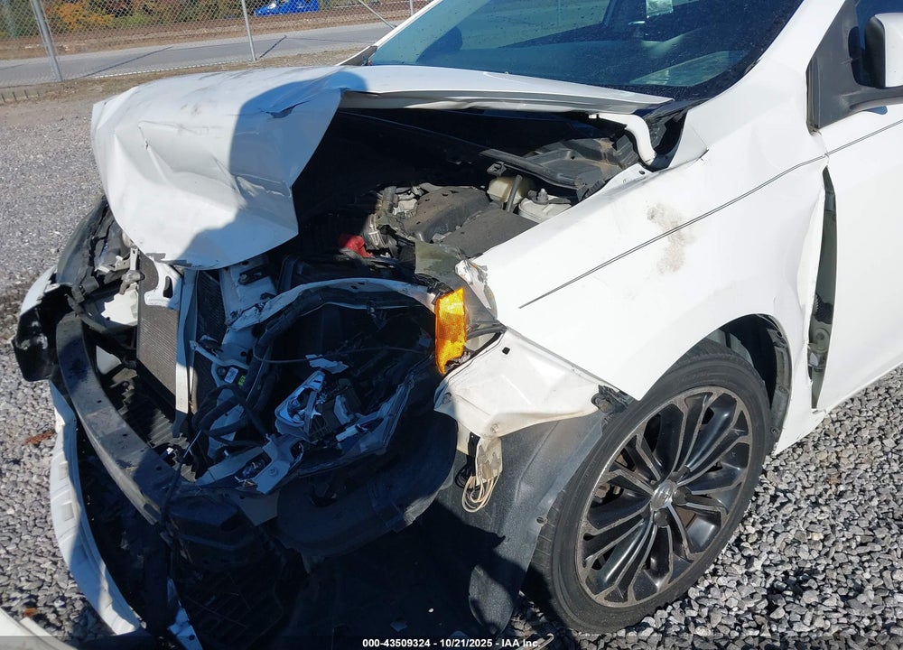 2015 TOYOTA COROLLA S PLUS VIN: 2T1BURHEXFC300659