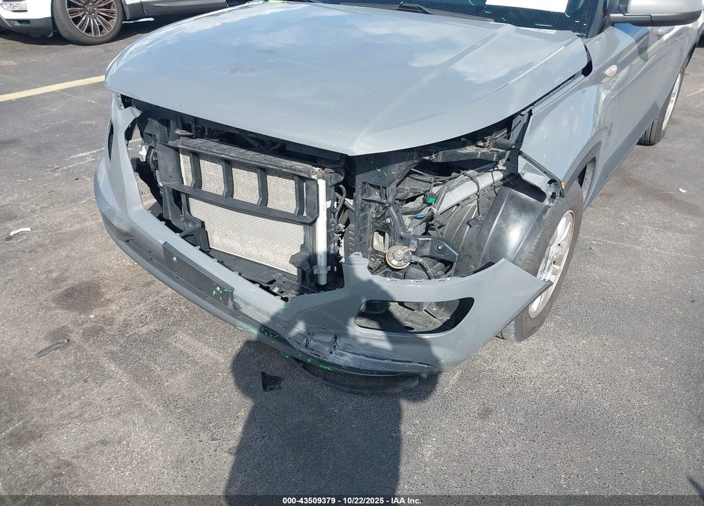2021 HYUNDAI VENUE VIN: KMHRB8A38MU066413