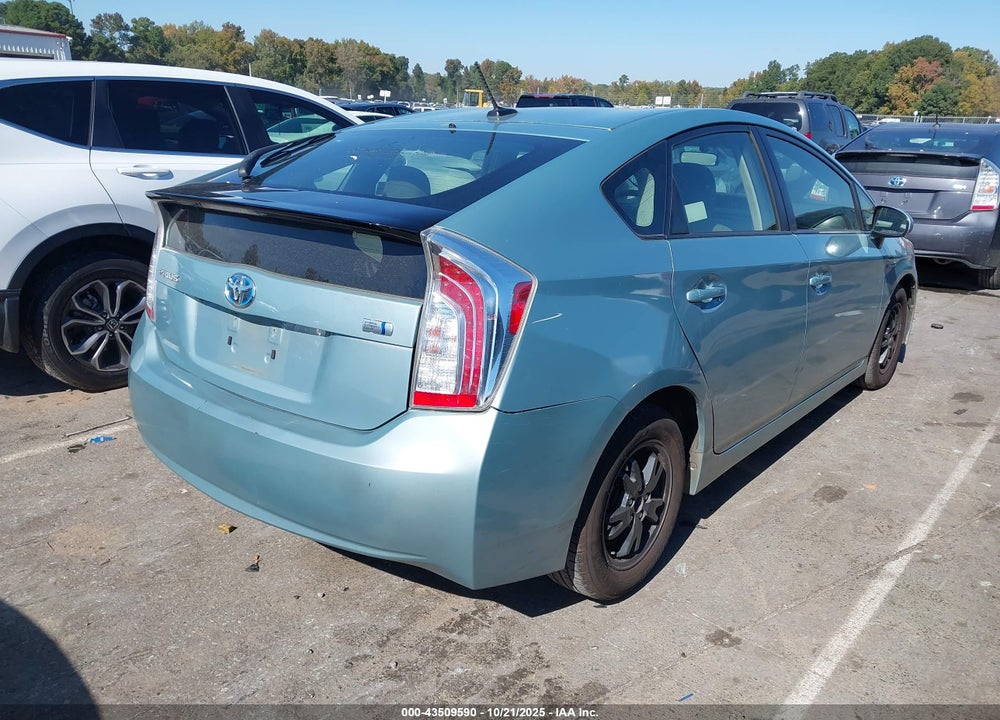 2015 TOYOTA PRIUS THREE VIN: JTDKN3DU3F1982392