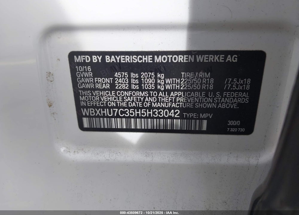 2017 BMW X1 SDRIVE28I VIN: WBXHU7C35H5H33042