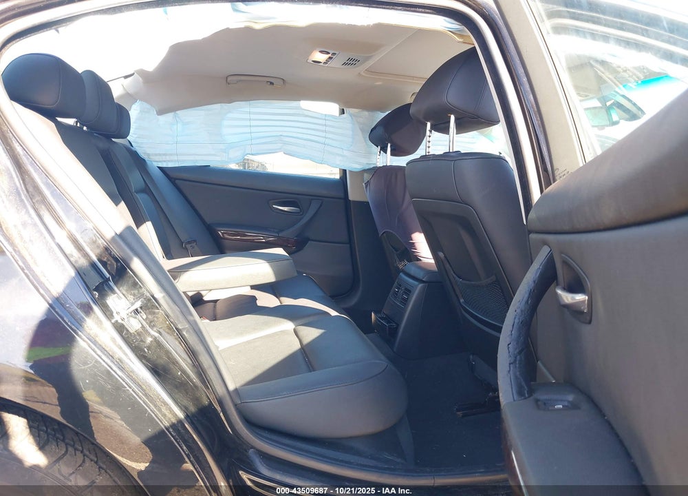 2008 BMW 328I VIN: WBAVA33518KX88571