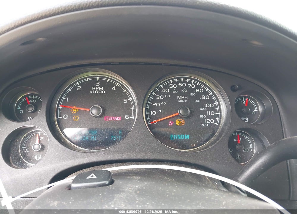 2009 CHEVROLET SUBURBAN 1500 LS VIN: 1GNFC16JX9R258257