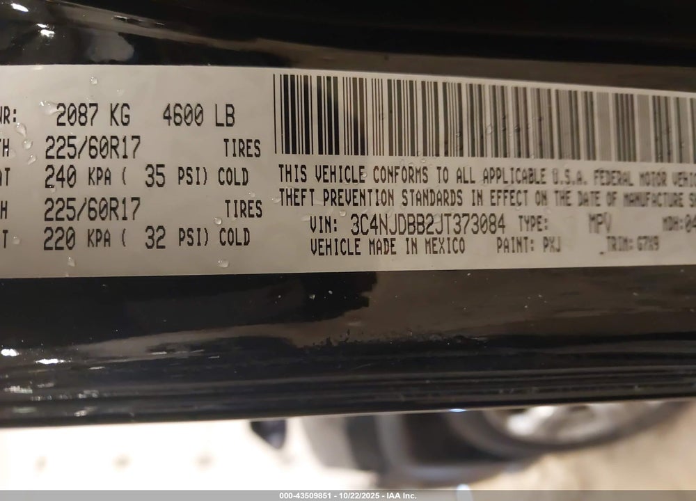 2018 JEEP COMPASS LATITUDE 4X4 VIN: 3C4NJDBB2JT373084