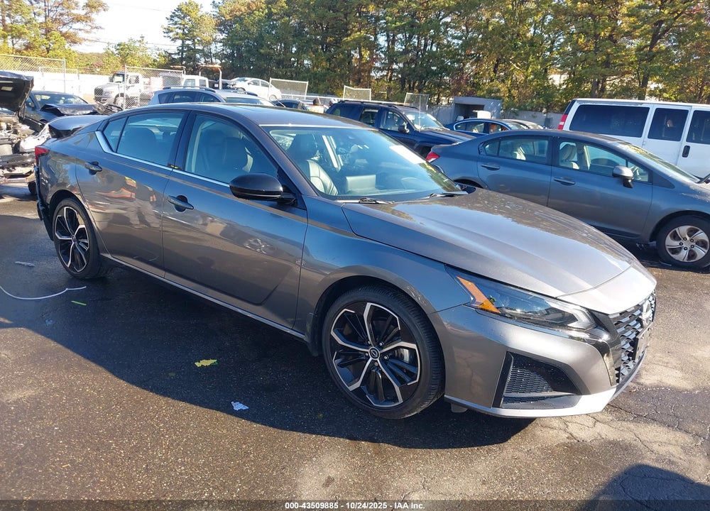 2023 NISSAN ALTIMA SR FWD VIN: 1N4BL4CVXPN391918