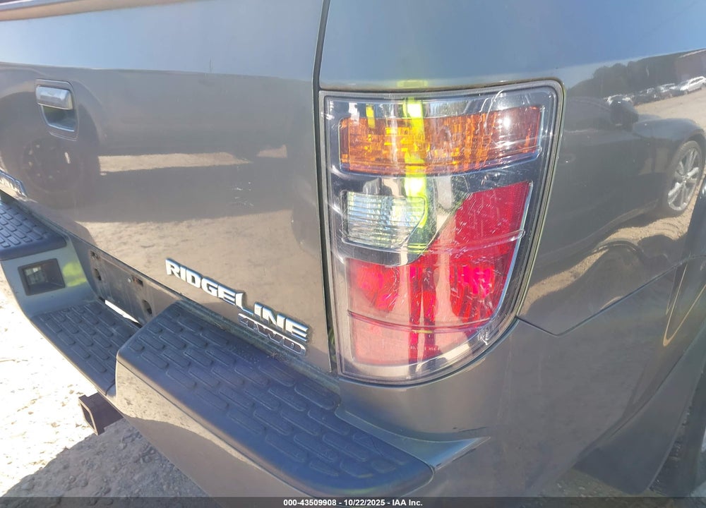 2007 HONDA RIDGELINE RTS VIN: 2HJYK16417H505303